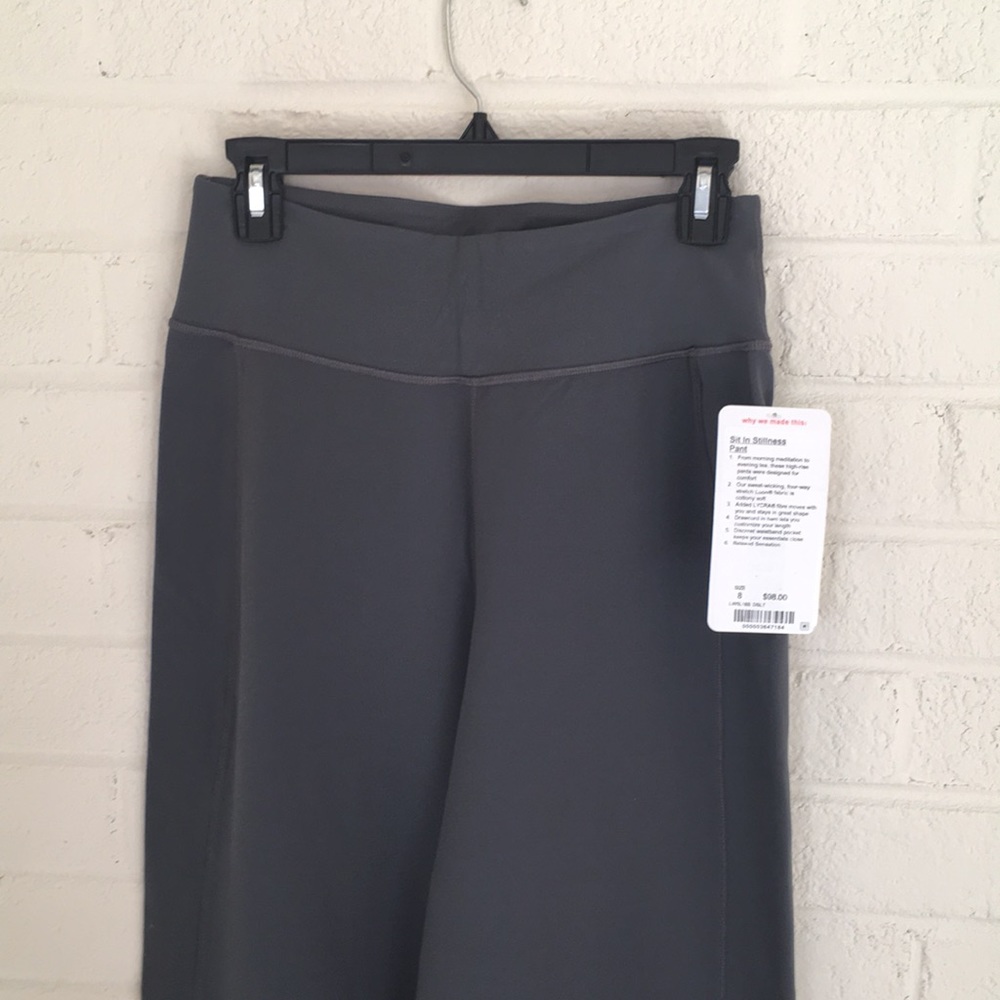NWT Lululemon pants, size 8